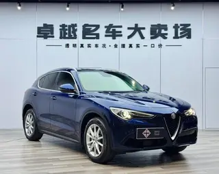 Alfa Romeo Stelvio 2017 2.0T 200HP Luxury Edition exterior photo 3 Alfa Romeo Stelvio 2017 2.0T 200HP Luxury Edition exterior photo 3