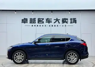 Alfa Romeo Stelvio 2017 2.0T 200HP Luxury Edition exterior photo 4 Alfa Romeo Stelvio 2017 2.0T 200HP Luxury Edition exterior photo 4