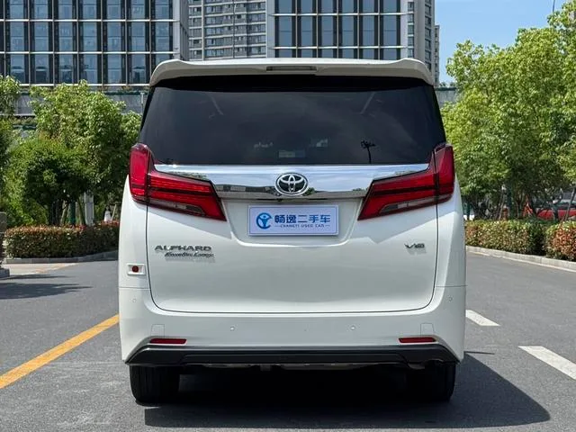 Toyota Alphard 2018 Restyling 3.5L Premium Edition exterior photo 5 Toyota Alphard 2018 Restyling 3.5L Premium Edition exterior photo 5