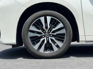 Toyota Alphard 2018 Restyling 3.5L Premium Edition exterior photo 8 Toyota Alphard 2018 Restyling 3.5L Premium Edition exterior photo 8