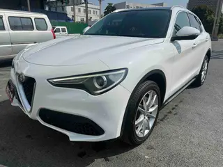 Alfa Romeo Stelvio 2017 2.0T 200HP Luxury Edition exterior photo 1 Alfa Romeo Stelvio 2017 2.0T 200HP Luxury Edition exterior photo 1