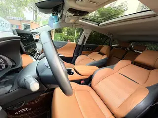 Toyota Venza 2022 2.0L CVT Two-wheel-drive Prestige Edition interior photo 11 Toyota Venza 2022 2.0L CVT Two-wheel-drive Prestige Edition interior photo 11
