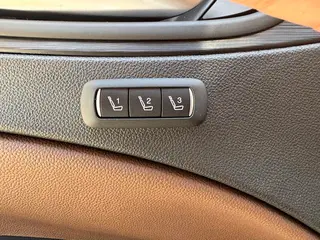 Alfa Romeo Stelvio 2017 2.0T 280HP Luxury Edition interior photo 14