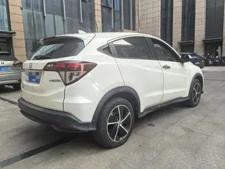 Honda Vezel 2020 1.5L CVT Luxury Edition exterior photo 3 Honda Vezel 2020 1.5L CVT Luxury Edition exterior photo 3