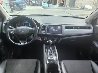 Honda Vezel 2020 1.5L CVT Luxury Edition interior photo 9 Honda Vezel 2020 1.5L CVT Luxury Edition interior photo 9