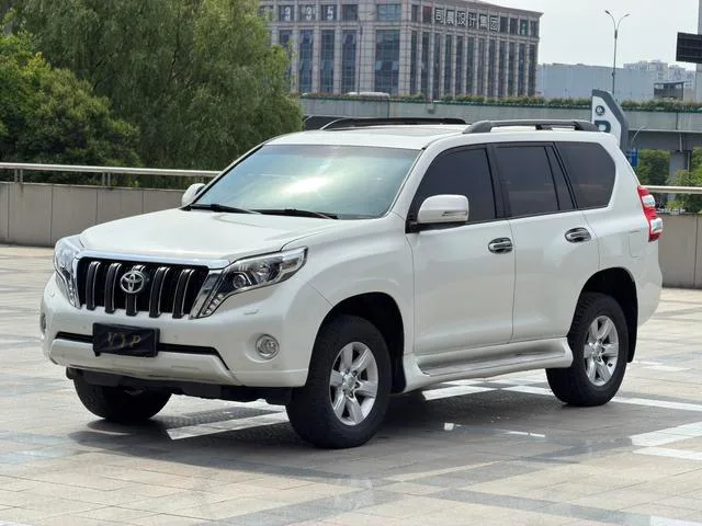 Toyota Prado 2016 3.5L Automatic TX-L exterior photo 1 Toyota Prado 2016 3.5L Automatic TX-L exterior photo 1