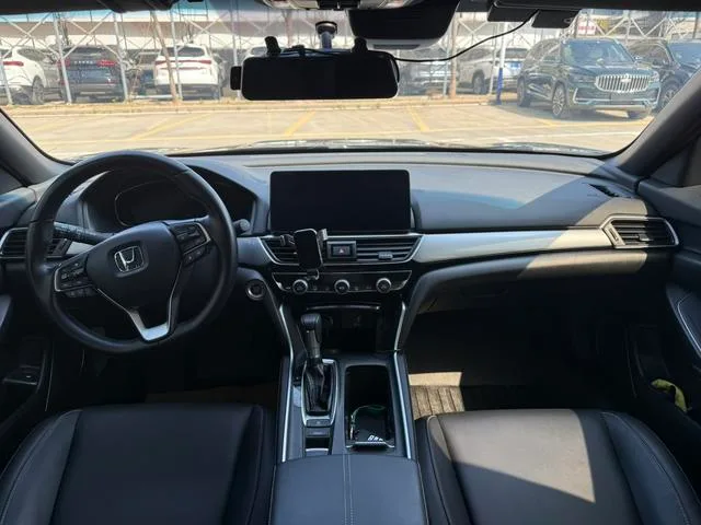 Honda Inspire 2022 260TURBO Version raffinée intérieur photo 11 Honda Inspire 2022 260TURBO Version raffinée intérieur photo 11