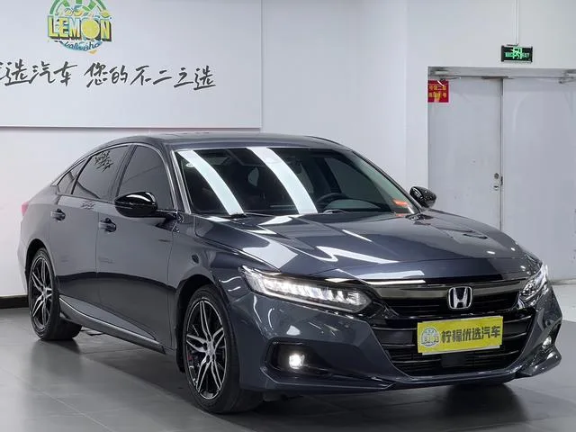Honda Accord 2022 260TURBO Magic Night Premium Edition exterior photo 3