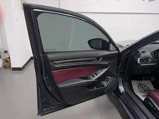 Honda Accord 2022 260TURBO Magic Night Premium Edition interior photo 15