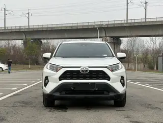 Toyota RAV4 2023 2.0L CVT Two-wheel drive urban version exterior photo 3 Toyota RAV4 2023 2.0L CVT Two-wheel drive urban version exterior photo 3