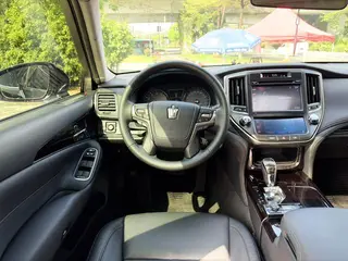 Toyota Crown 2015 2.0T Edición de moda interior foto 14 Toyota Crown 2015 2.0T Edición de moda interior foto 14