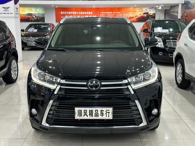 Toyota Highlander 2018 2.0T 4WD Premium Edition 7 Asiento País VI exterior foto 2 Toyota Highlander 2018 2.0T 4WD Premium Edition 7 Asiento País VI exterior foto 2