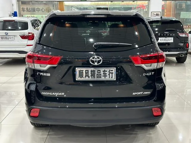 Toyota Highlander 2018 2.0T 4WD Premium Edition 7 Asiento País VI exterior foto 5 Toyota Highlander 2018 2.0T 4WD Premium Edition 7 Asiento País VI exterior foto 5
