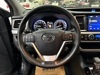 Toyota Highlander 2018 2.0T 4WD Premium Edition 7 Asiento País VI interior foto 12 Toyota Highlander 2018 2.0T 4WD Premium Edition 7 Asiento País VI interior foto 12