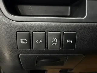 Toyota Highlander 2018 2.0T 4WD Premium Edition 7 Asiento País VI interior foto 17 Toyota Highlander 2018 2.0T 4WD Premium Edition 7 Asiento País VI interior foto 17