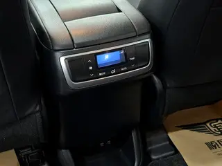 Toyota Highlander 2018 2.0T 4WD Premium Edition 7 Asiento País VI interior foto 19 Toyota Highlander 2018 2.0T 4WD Premium Edition 7 Asiento País VI interior foto 19