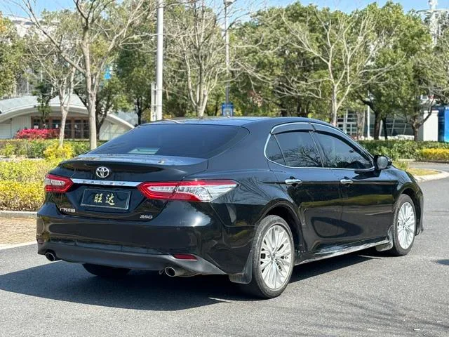 Toyota Camry 2019 2.5G Luxury Edition Country VI exterior photo 8 Toyota Camry 2019 2.5G Luxury Edition Country VI exterior photo 8