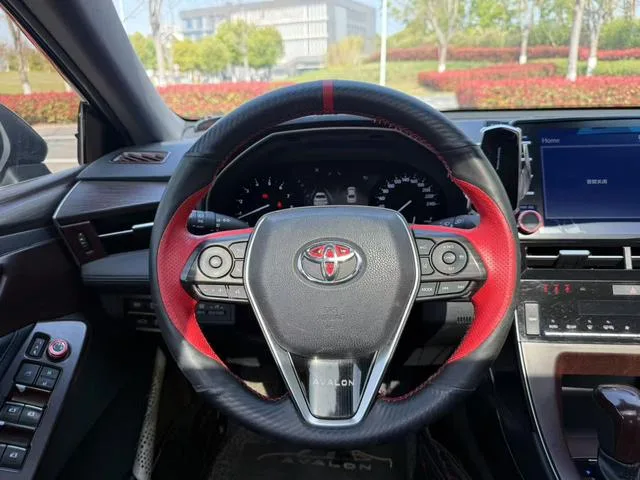 Toyota Avalon 2019 2.5L Enterprising Edition Country VI exterior photo 5 Toyota Avalon 2019 2.5L Enterprising Edition Country VI exterior photo 5