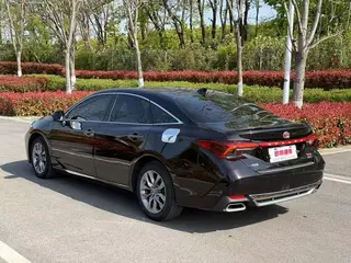 Toyota Avalon 2019 2.5L Enterprising Edition Country VI interior photo 8 Toyota Avalon 2019 2.5L Enterprising Edition Country VI interior photo 8