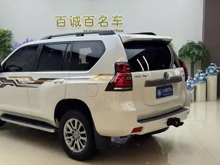 Toyota Prado 2018 3.5L Automático TX exterior foto 8 Toyota Prado 2018 3.5L Automático TX exterior foto 8