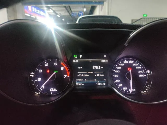 Alfa Romeo Giulia 2020 2.0T 280HP Édition sport de luxe extérieur photo 4 Alfa Romeo Giulia 2020 2.0T 280HP Édition sport de luxe extérieur photo 4