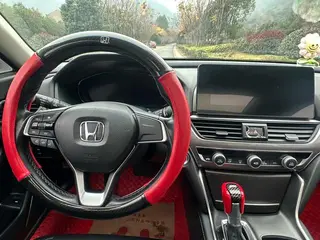 Honda Accord 2022 260TURBO Luxury Edition interior photo 11 Honda Accord 2022 260TURBO Luxury Edition interior photo 11