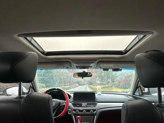 Honda Accord 2022 260TURBO Luxury Edition interior photo 15 Honda Accord 2022 260TURBO Luxury Edition interior photo 15