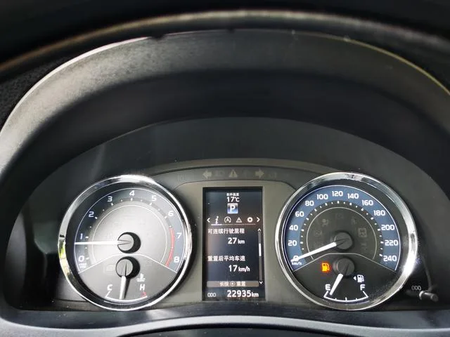Toyota Levin 2017 1.8GS CVT Version d'élite intérieur photo 12 Toyota Levin 2017 1.8GS CVT Version d'élite intérieur photo 12