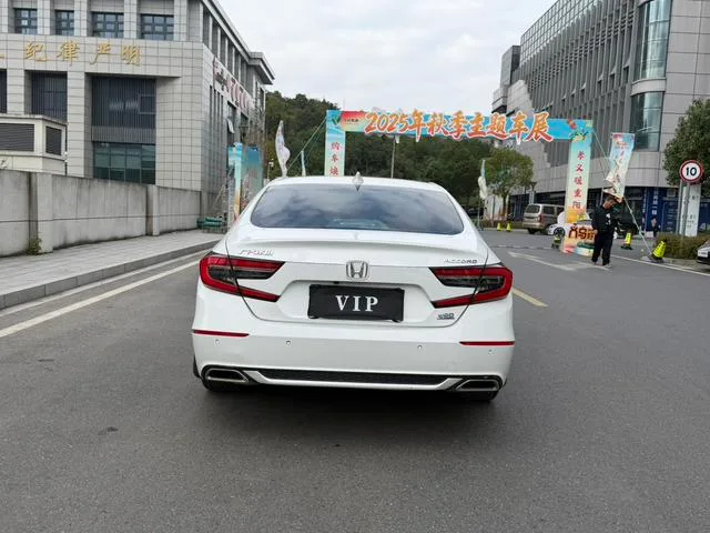 Honda Accord 2022 260TURBO Luxury Edition exterior photo 5 Honda Accord 2022 260TURBO Luxury Edition exterior photo 5