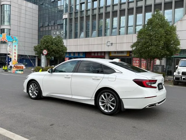 Honda Accord 2022 260TURBO Luxury Edition exterior photo 6 Honda Accord 2022 260TURBO Luxury Edition exterior photo 6