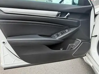 Honda Accord 2022 260TURBO Luxury Edition interior photo 13 Honda Accord 2022 260TURBO Luxury Edition interior photo 13