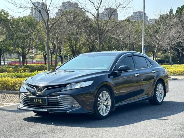 Toyota Camry 2019 2.5G Version de luxe État VI extérieur photo 1 Toyota Camry 2019 2.5G Version de luxe État VI extérieur photo 1