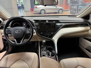 Toyota Camry 2019 2.0E Elite Edition Country VI interior photo 7 Toyota Camry 2019 2.0E Elite Edition Country VI interior photo 7