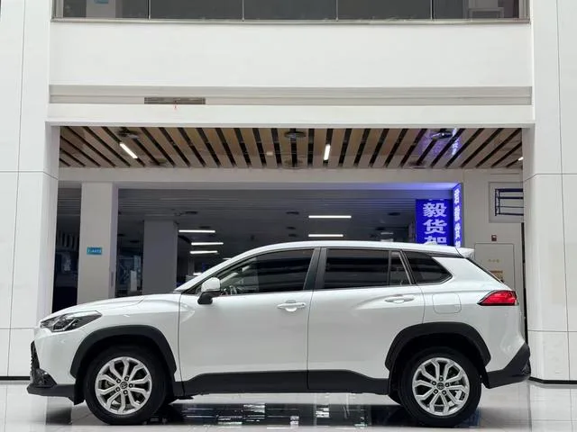 Toyota Frontlander 2024 2.0L CVT Versión de élite exterior foto 7 Toyota Frontlander 2024 2.0L CVT Versión de élite exterior foto 7