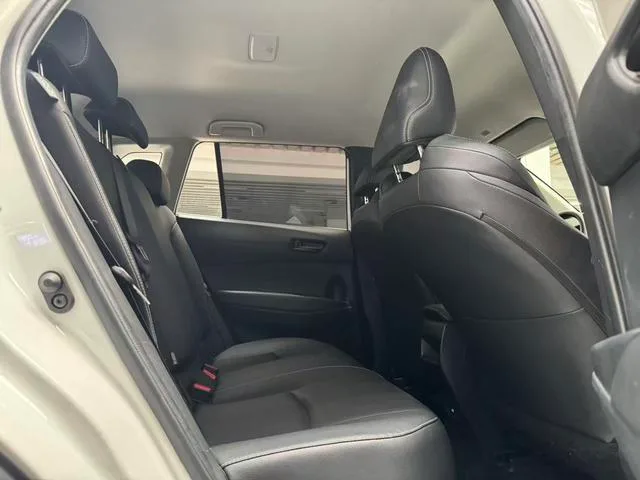 Toyota Frontlander 2024 2.0L CVT Versión de élite interior foto 18 Toyota Frontlander 2024 2.0L CVT Versión de élite interior foto 18