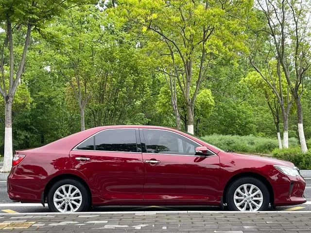 Toyota Camry 2016 2.0G 10th Anniversary Leading Edition interior photo 11 Toyota Camry 2016 2.0G 10th Anniversary Leading Edition interior photo 11