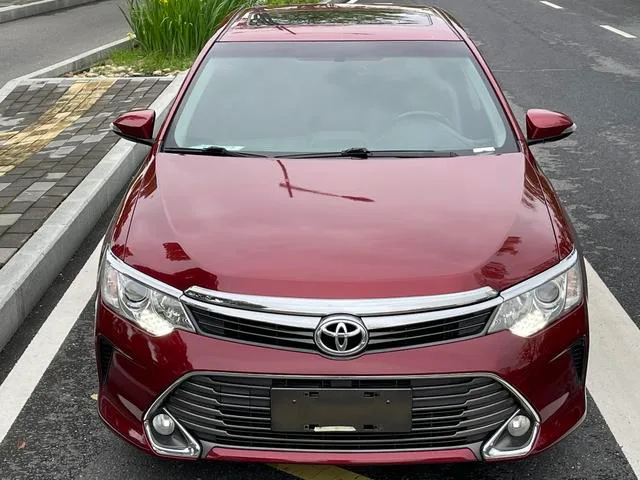 Toyota Camry 2016 2.0G 10th Anniversary Leading Edition interior photo 16 Toyota Camry 2016 2.0G 10th Anniversary Leading Edition interior photo 16