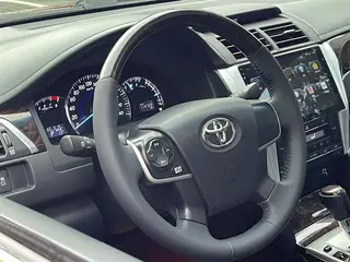 Toyota Camry 2016 2.0G 10th Anniversary Leading Edition interior photo 18 Toyota Camry 2016 2.0G 10th Anniversary Leading Edition interior photo 18