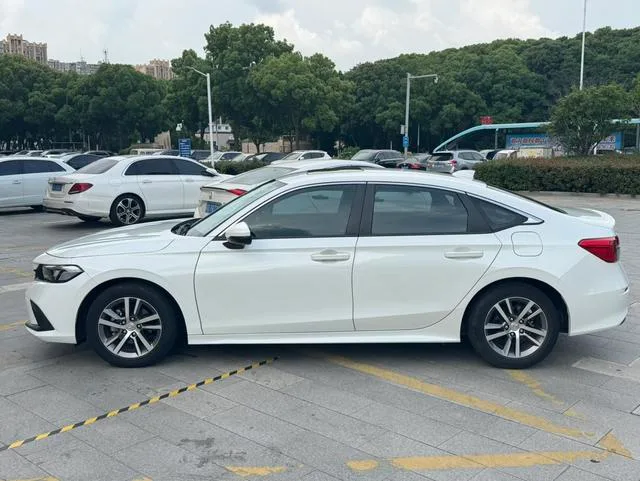 Honda Civic 2022 240TURBO CVT Dynamic Edition exterior photo 3 Honda Civic 2022 240TURBO CVT Dynamic Edition exterior photo 3