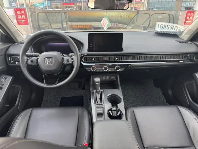 Honda Civic 2022 240TURBO CVT Dynamic Edition interior photo 10 Honda Civic 2022 240TURBO CVT Dynamic Edition interior photo 10