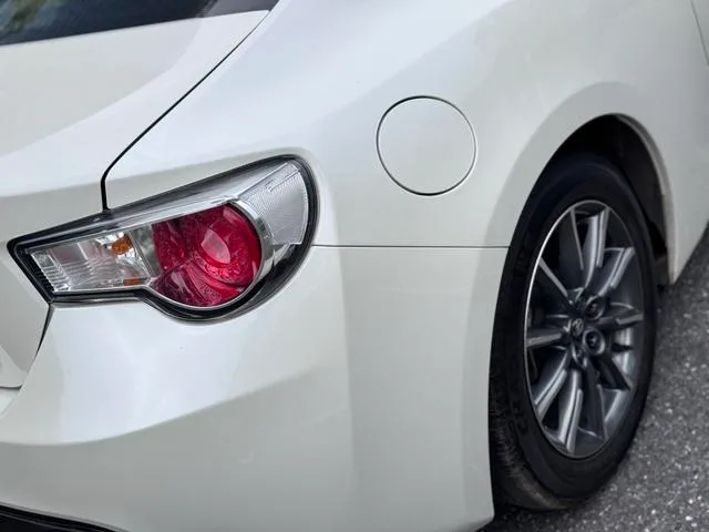 Toyota 86 2014 2.0L Manual Deluxe interior photo 10 Toyota 86 2014 2.0L Manual Deluxe interior photo 10