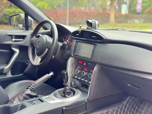 Toyota 86 2014 2.0L Manual Deluxe interior photo 14 Toyota 86 2014 2.0L Manual Deluxe interior photo 14