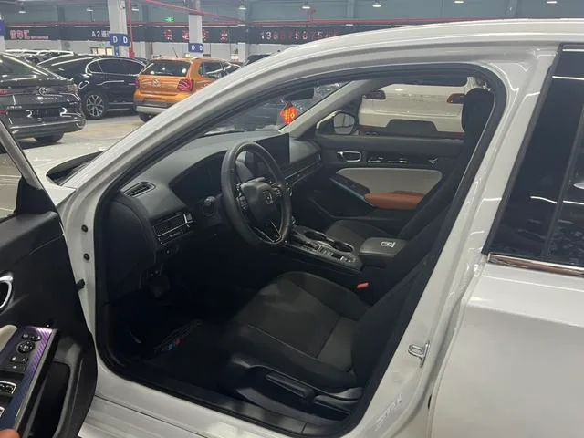Honda Civic 2022 180TURBO CVT still moving version exterior photo 7 Honda Civic 2022 180TURBO CVT still moving version exterior photo 7