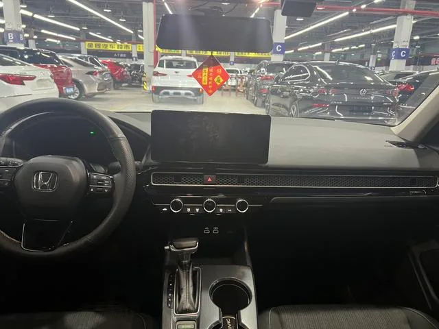 Honda Civic 2022 180TURBO CVT still moving version interior photo 16 Honda Civic 2022 180TURBO CVT still moving version interior photo 16