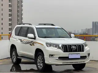 Toyota Prado 2019 3.5L Automático TX-L Versión de lujo exterior foto 3 Toyota Prado 2019 3.5L Automático TX-L Versión de lujo exterior foto 3