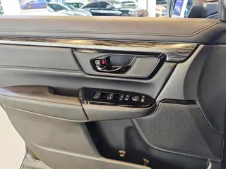 Honda CR-V 2021 240TURBO CVT Two-Drive Blackadder Edition interior photo 13 Honda CR-V 2021 240TURBO CVT Two-Drive Blackadder Edition interior photo 13