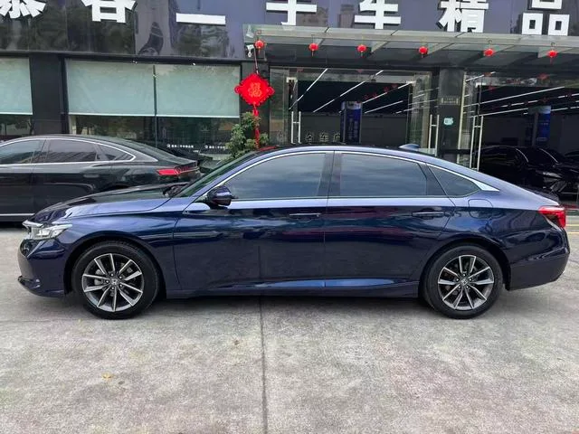 Honda Inspire 2022 260TURBO Fine Edition exterior photo 3