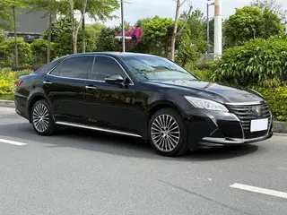 Toyota Crown 2018 2.0T Sports version exterior photo 3 Toyota Crown 2018 2.0T Sports version exterior photo 3