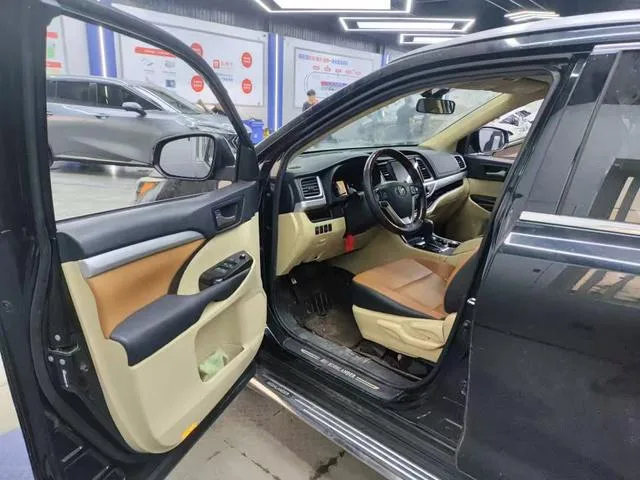 Toyota Highlander 2021 2.0T Versión Elite de tracción a dos ruedas 5 Asiento exterior foto 3 Toyota Highlander 2021 2.0T Versión Elite de tracción a dos ruedas 5 Asiento exterior foto 3