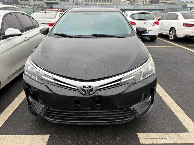 Toyota Corolla 2017 Reforma 1.2T S-CVT GL País V exterior foto 2
